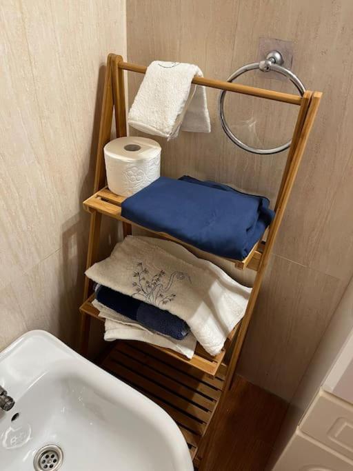 Apartamento En Luis Montoto, Nervion. Centrico Sevilla Kültér fotó