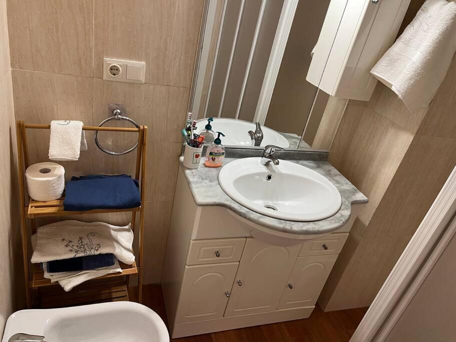 Apartamento En Luis Montoto, Nervion. Centrico Sevilla Kültér fotó