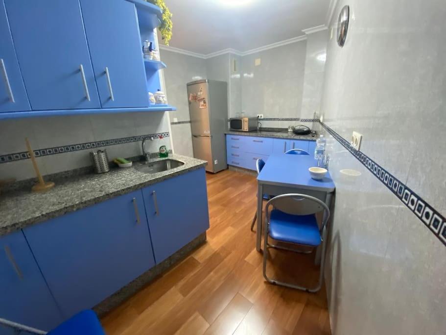 Apartamento En Luis Montoto, Nervion. Centrico Sevilla Kültér fotó